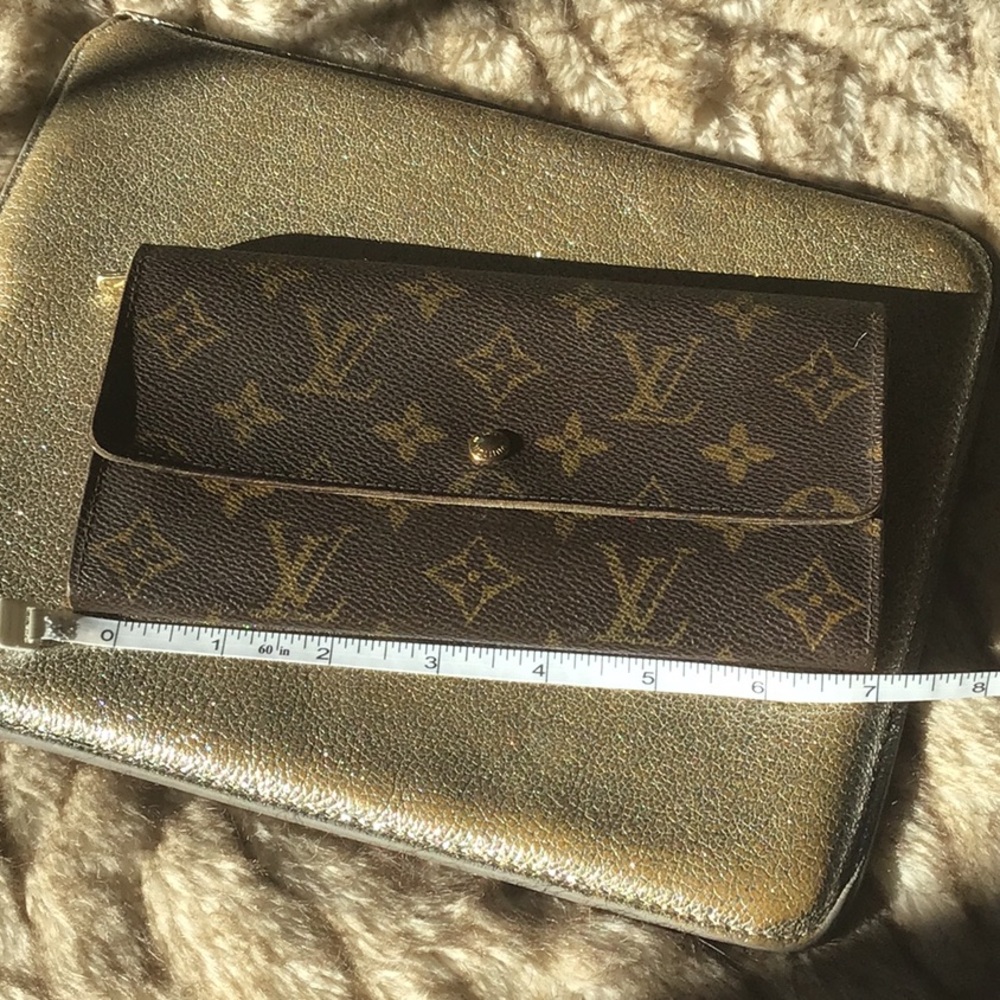 Louis Vuitton Brown Monogram Wallet - Picture 2 of 7